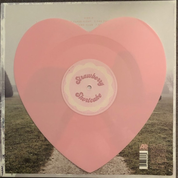 Melanie Martinez - K-12 Vinyl and Pink Heart